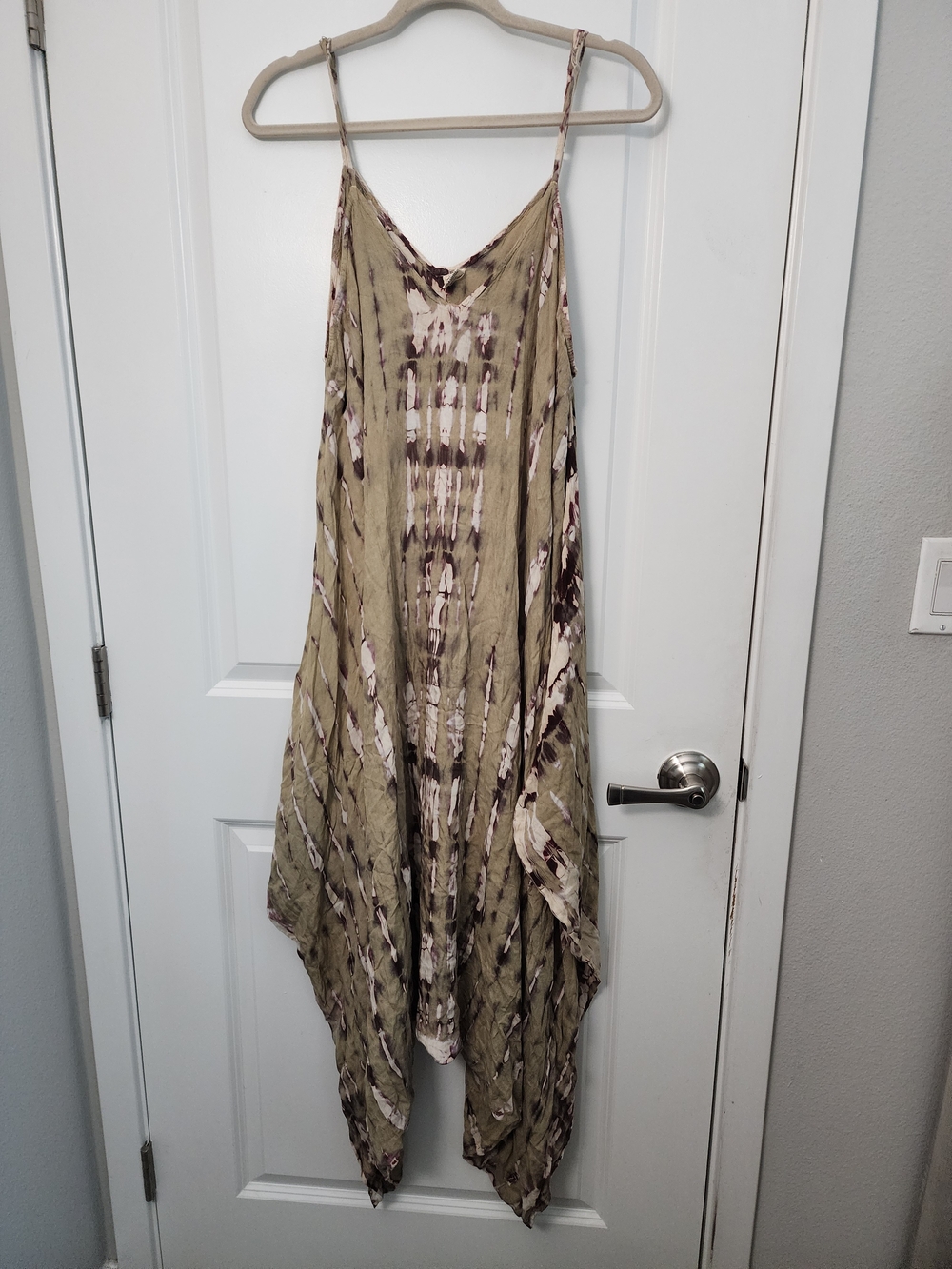 Tie-Dye Handkerchief Hem Jumpsuit Romper Size Large